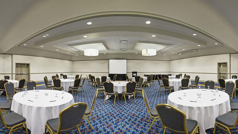 Doubletree By Hilton Pittsburgh Monroeville Convention Center Esterno foto