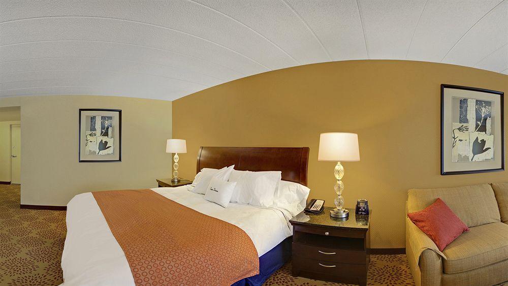 Doubletree By Hilton Pittsburgh Monroeville Convention Center Esterno foto