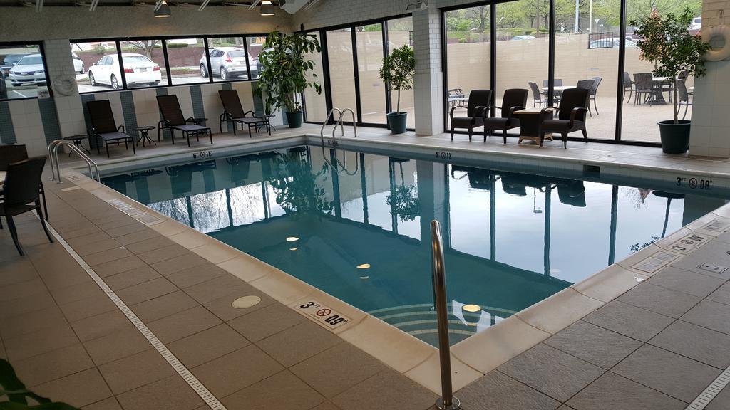 Doubletree By Hilton Pittsburgh Monroeville Convention Center Esterno foto