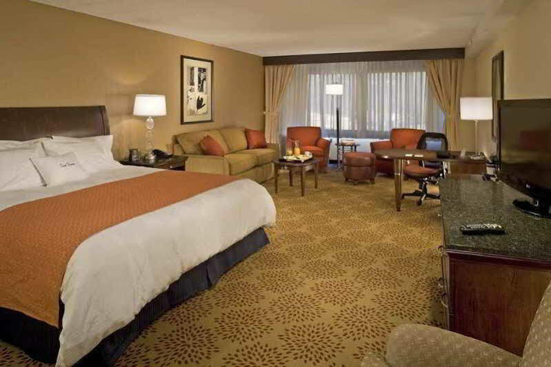 Doubletree By Hilton Pittsburgh Monroeville Convention Center Esterno foto